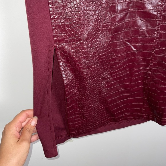 Guess High Waisted Burgundy Candra Faux Alligator Print Midi Skirt | Size S - Picture 4 of 7